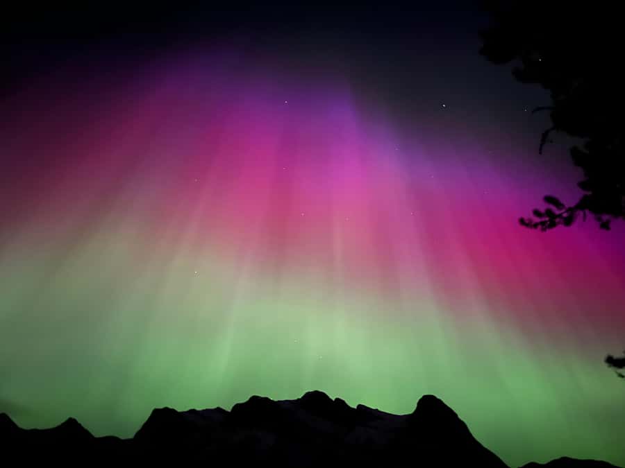 Banff Night Sky: Northern Lights and/or Stargazing Tour - Scenic Drive Through the Rocky Mountains