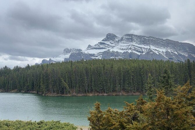 Banff Town with Gondola Exploration and Lakes Tour - Starting Point and Daily Schedule