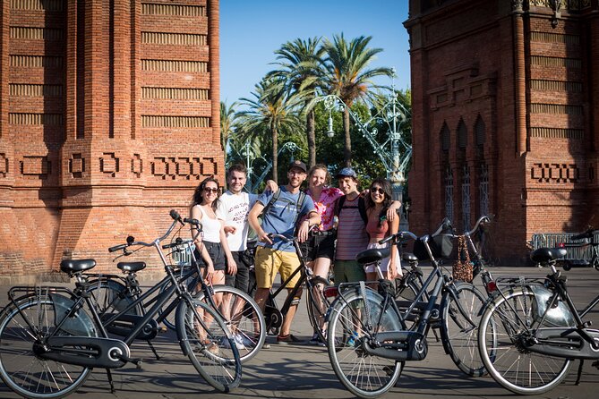 Barcelona City Highlights Bike Tour - Exploring Iconic Gaudí Masterpieces: Casa Batlló and Casa Milà