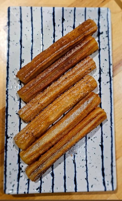 Barcelona: Experience the Best Churros with Hot Chocolate - Starting Point at "Los churros de San Martin"