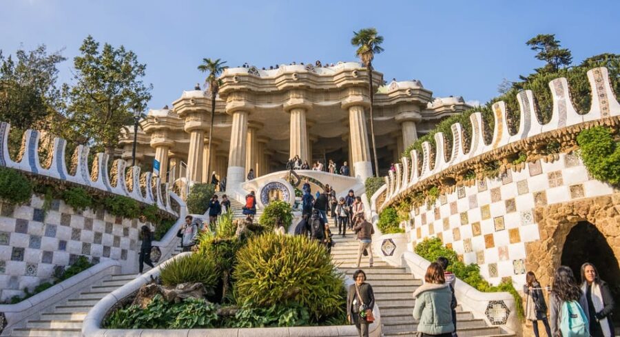 Barcelona: Park Güell Guided Tour - Starting Points and Meeting Logistics
