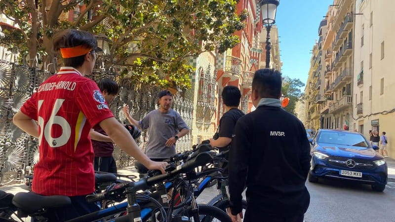 Barcelona to Tibidabo: Hidden Gems & Scenic Views eBike Tour - Starting Point at Tres Gatos Bike Tours in Barcelona