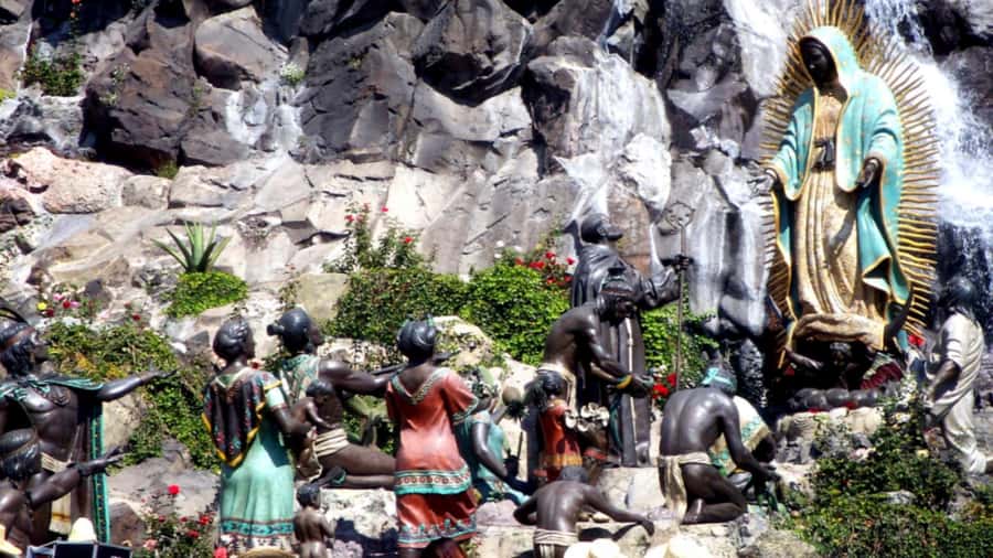 Basilica of Guadalupe: Mass and Walk on Cerro del Tepeyac - Visiting the Basilica of Our Lady of Guadalupe