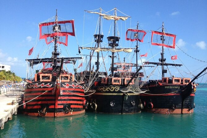 Be amazed with PIRATE SHOW in Cancun, includes Dinner & Open Bar - The Starting Point at Captain Hook Cancun