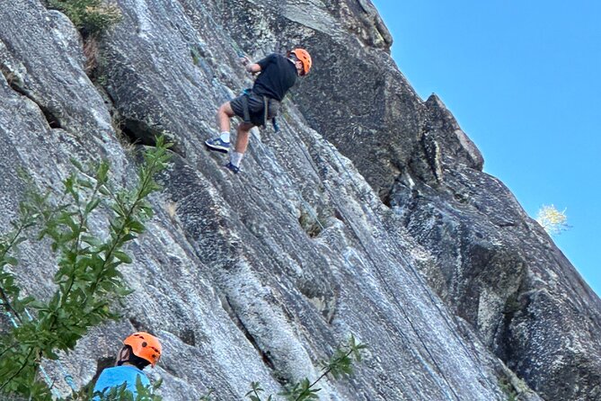 Bear Valley Rock Climbing Introductory Courses - Starting Point at Bear Valley Lodge in California
