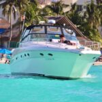 Beautiful Yacht SeaRay 48ft / 15PAX 25P16 - The 48-Foot Sea Ray Yacht: A Spacious and Stylish Vessel