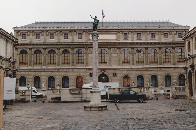 Beaux-Art Gallery Walk - Private Tour - Starting Point at 2 Pl. Michel Debré in Paris