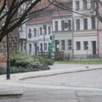 Berlin: Historic Center Walking Tour with a Real Berliner - Meeting Point at Nikolaikirche Museum Sets the Tone