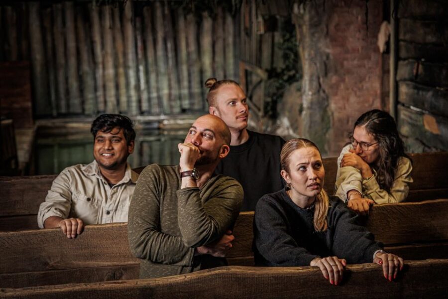 Berlin: Madame Tussauds Museum & Berlin Dungeon Combo Ticket - Starting Point at Madame Tussauds Berlin