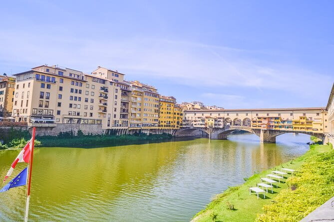 Best of Florence walking tour - monolingual small group tour - Discovering Piazza San Giovanni and the Duomo