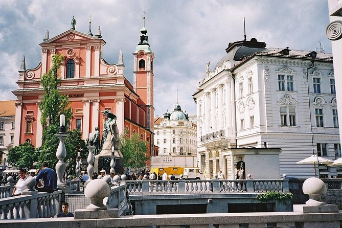 Best of Ljubljana, Classical walking tour of Capital city - Discovering Trg republike: The Political and Cultural Hub