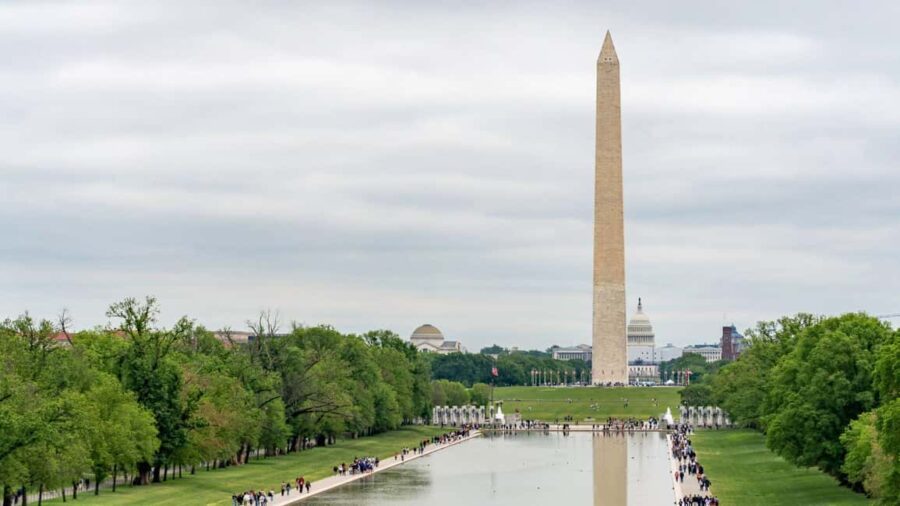 Best of Washington: Private Walking Tour with a Local - Meeting at the Heart of D.C.: The National Mall