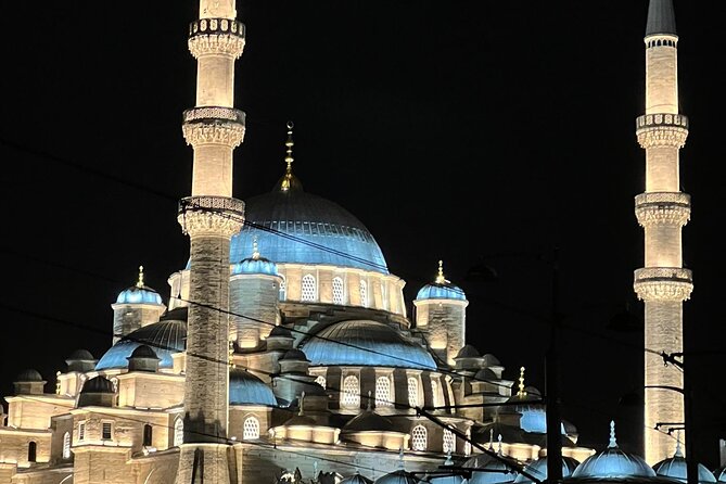 BEST Private Guided Istanbul Night Tour Halcyon - Exploring the Hagia Sophia at Night