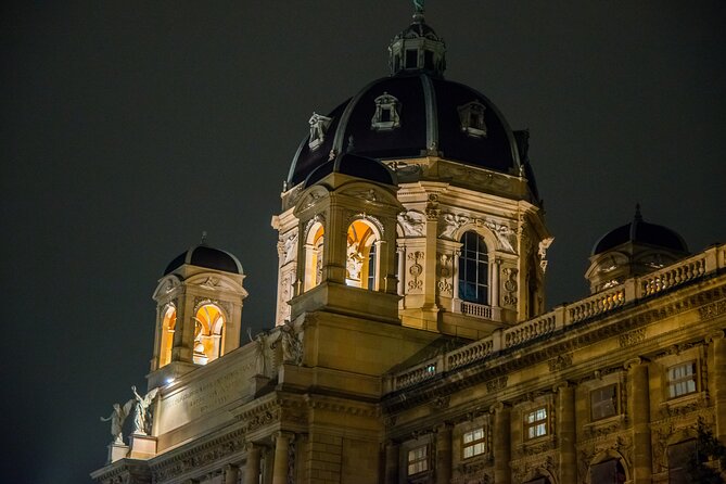 Big Bus Panoramic Live-Guided Evening Tour - Passing the Rathaus and Its Events