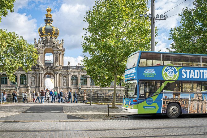 Big city tour hop on hop off 22 stops - Visiting the Royal Palace and Dresden Cathedral