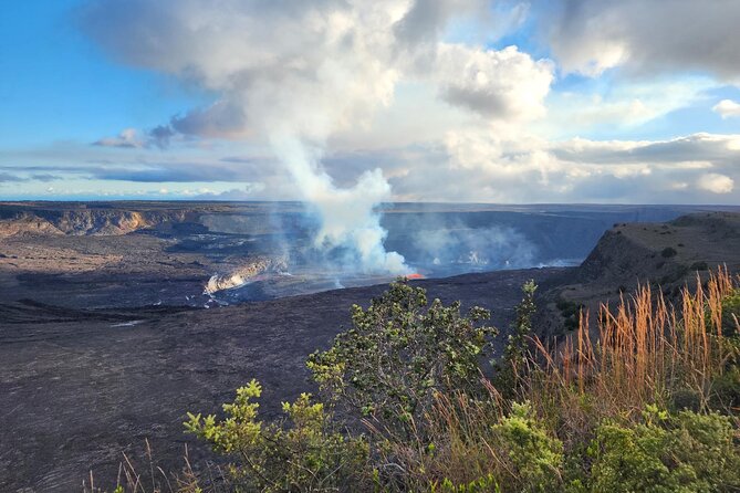 Big Island Full Circle with Volcanoes and Akaka Falls Tour - Visiting the Punaluu Black Sand Beach