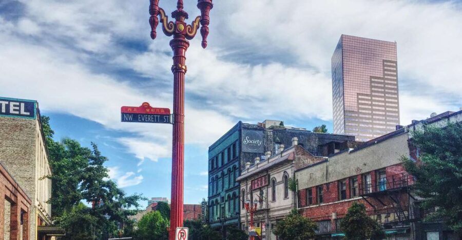 Bike Portland: Bridges, Neighborhoods, Poetry, and Roses - Starting Point and Group Size