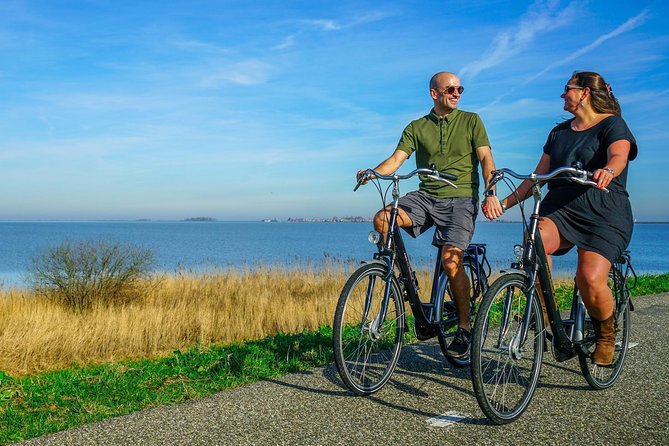 Bike rental Volendam - Explore the Countryside of Amsterdam - Visiting Edam: A Town of Cheese and Charm