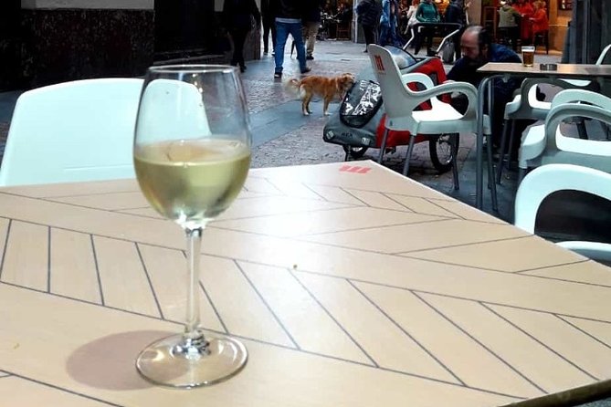 Bilbao: Gastronomic and Cultural Walking Tour with Tastings - Savor Pintxos and Local Wines