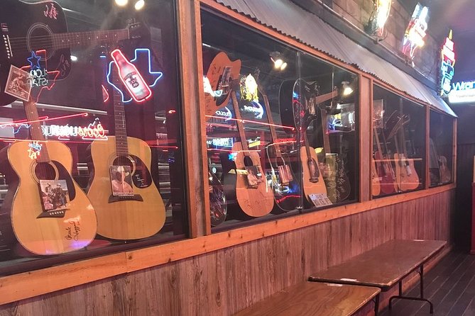 Billy Bob's Texas Honky Tonk Dinner and Photo Package - The All-American Cowboy Dinner Experience