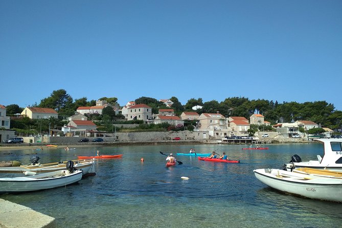 Bits of History - Half day kayak Tour with Wine delight - Exploring Islands with Stories and Local Flavors