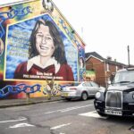 Black Taxi Tour and Crumlin Road Gaol tour Combo - Belfasts Murals and Peace Walls in the Taxi Ride