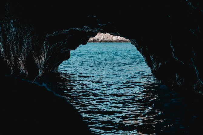 Blue Cave & 6 Islands Speedboat Tour From Split or Podstrana - Visiting the Blue Cave: A Natural Wonder