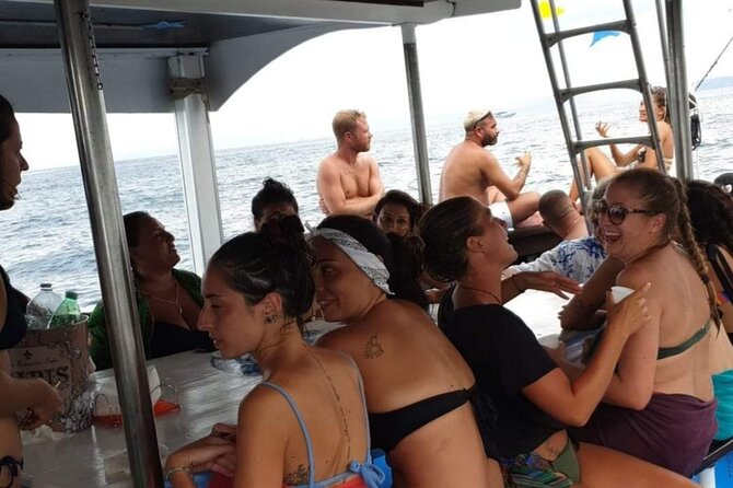 Boat excursion with lunch on board to discover Ischia - Highlights of the Itinerary: From the Church of Soccorso to Castle Visions