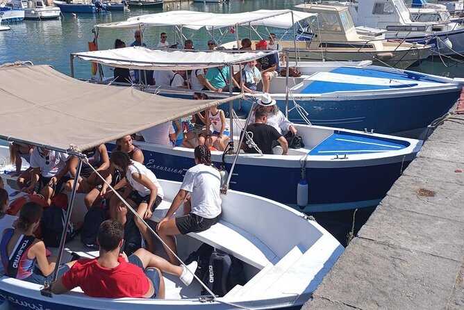 Boat tour Ortigia and Syracuse sea caves - Sea Sightseeing: Landmarks Visible from the Water