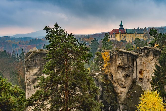 Bohemian Paradise Private Hiking Tour - a Day Trip from Prague - From Prague to the Magnificent Bohemian Paradise UNESCO Geopark