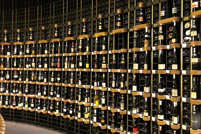 Bordeaux Old Town & Market Local Food with Wine Tastings Tour - From the Old Town to Bordeaux Markets