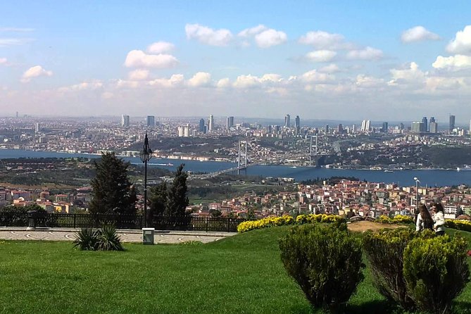 Bosphorus Cruise and Two Continents Tour with Lunch at the top of Camlica Hill - Visiting Rumeli Fortress and the Bosphorus Bridge