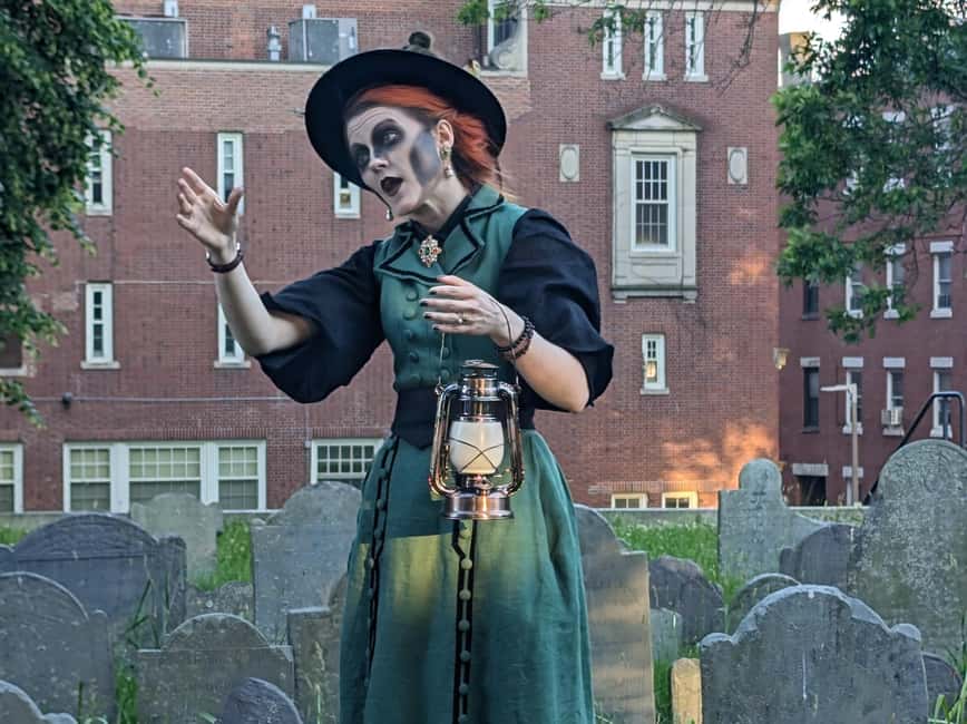 Boston: Ghosts & Gravestones Nightwalk Tour - Exploring Bostons Haunted Old Burial Grounds