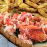 Boston: Iconic Food Tasting & History Tour - Downtown - Sampling Boston Baked Beans and Brown Bread at a Historic Venue