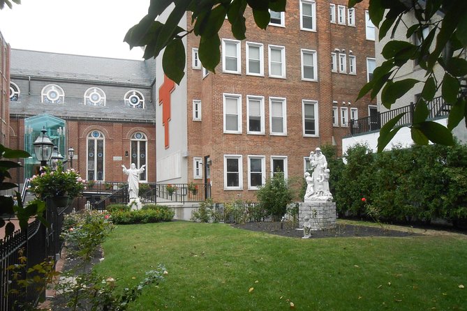 Boston North End self-guided walking tour & scavenger hunt - Highlights of the Challenges and Sightseeing