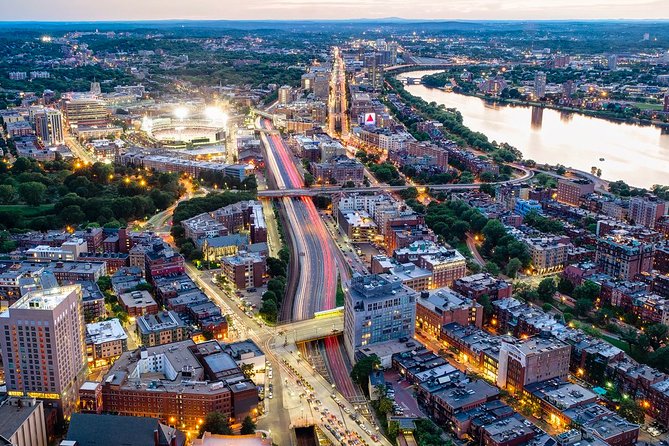 Boston Private City Tour and Harvard University with Hotel Pick Up - Starting with the Freedom Trail: Boston’s Historic Heart