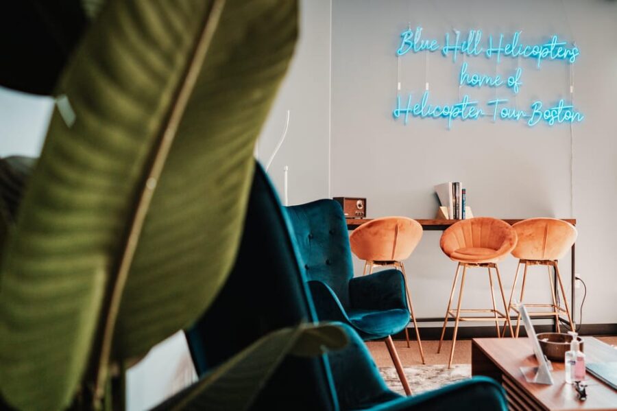 Boston: VIP Private Helicopter Tour - Luxury Hotel Pickup and Lounge Experience in Downtown Boston