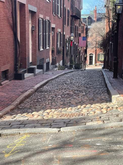 Boston's Beacon Hill: Small Group or Private Walking Tour - What’s Included in the Tour?
