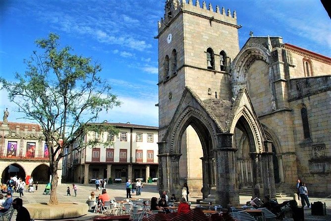 Braga & Guimarães Private Tour  Customizable Experience - Exploring Guimarães: The Birthplace of Portugal