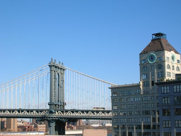 Brooklyn Bridge & DUMBO Neighborhood Tour - from Manhattan to Brooklyn - Crossing the Iconic Brooklyn Bridge