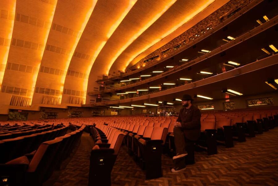 Brooklyn: Movie Locations Guided Tour with Entry Ticket - Exploring Brooklyn’s Filming Hotspots in Williamsburg