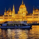 Budapest: 4-Course Dinner Cruise with Piano Bar - How the Dinner Cruise Unfolds on the Danube