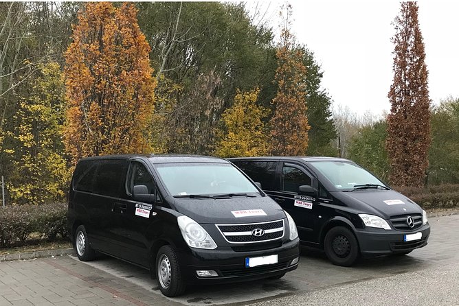 Budapest Airport Transfer - return (arrival & departure) with discount - Meet & Greet in Budapest’s Arrival Hall