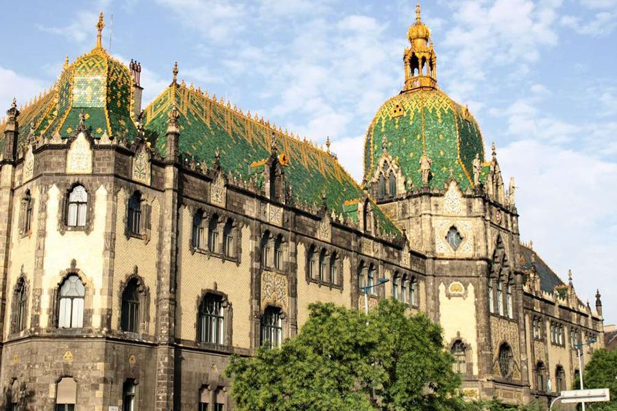 Budapest Art Nouveau Walking Tour - Exploring Budapest’s Most Important Art Nouveau Buildings