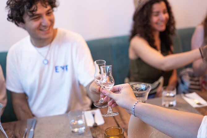 Budapest Tipsy Guided Food Tour with Drinks Included - Exploring the Jewish Quarter’s Street Food Scene