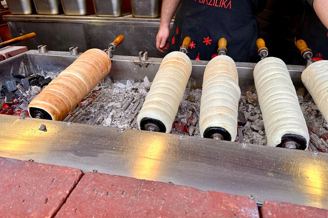 Budapest Urban Treats - Cake and Coffee House Tour - Visiting Budapest’s Opulent Coffee Houses