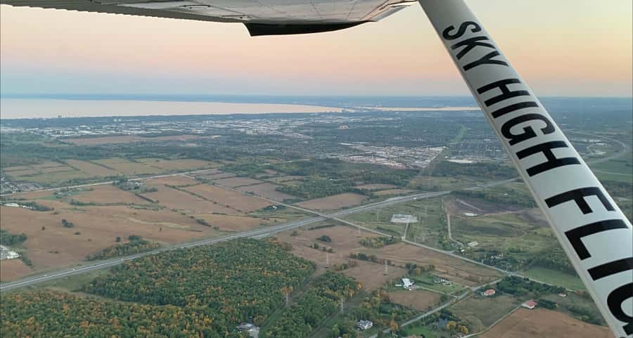 Burlington: Lake Ontario Shoreline Scenic Flight Experience - What to Expect During Your 30-Minute Scenic Flight