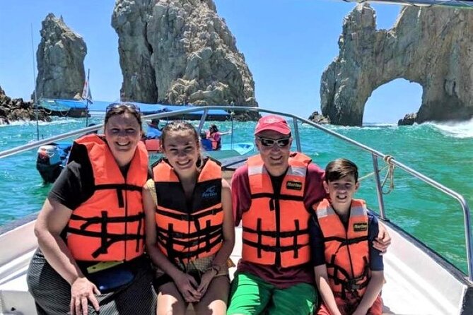Cabo San Lucas City Tour And Arch Glass Bottom Boat Ride - El Arco: The Iconic Natural Landmark
