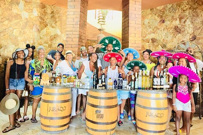 Cabo San Lucas City Tour & Boat Ride to the Arch - Close-Up View of The Arch from the Water