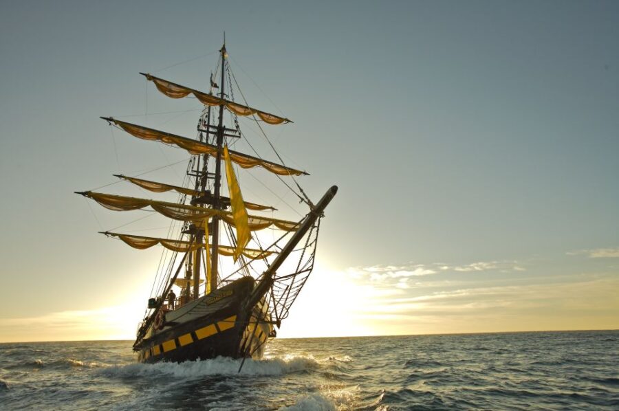 Cabo San Lucas: Sunset Pirate Ship Cruise with Dinner Show - Starting Point at Dock 0 and How to Find It